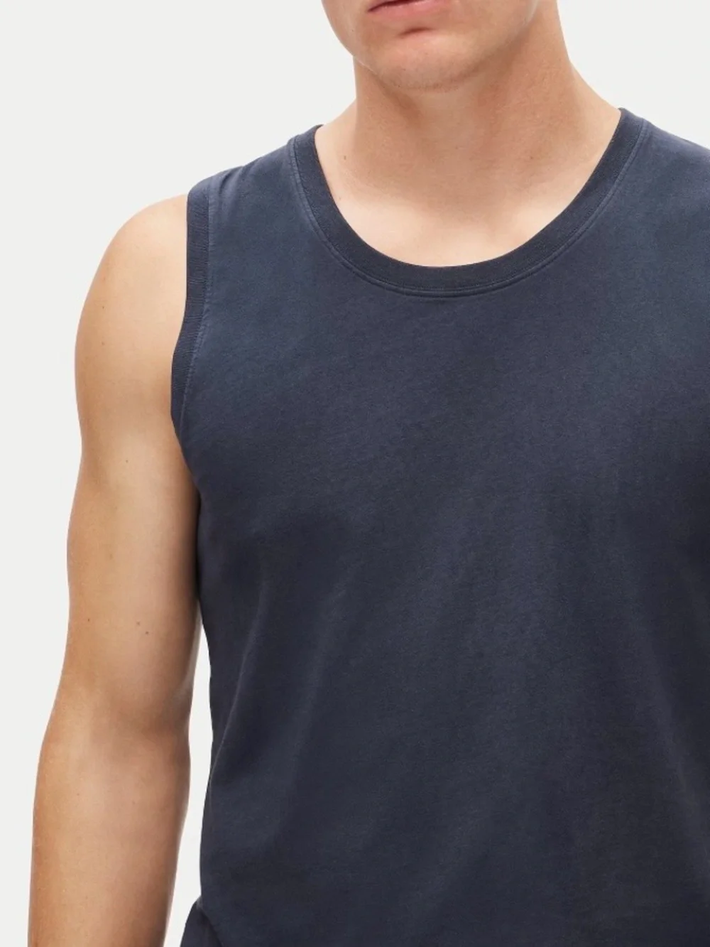 J.CREW Broken-In Men's Navy Tank Top Size S Classic Fit Cotton Crew Tagless
